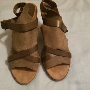 Otbt women Shoes/Sandals 8.5